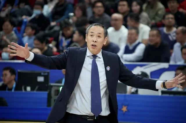 禁赛三年，李楠终于回来了！首钢客战山东，央视全国直播三年禁赛期满，李楠今晚