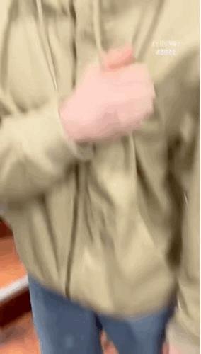 要让一个人剪，可能不会剪，但是一群人剪的话，就要剪个最奇葩的[捂脸哭]