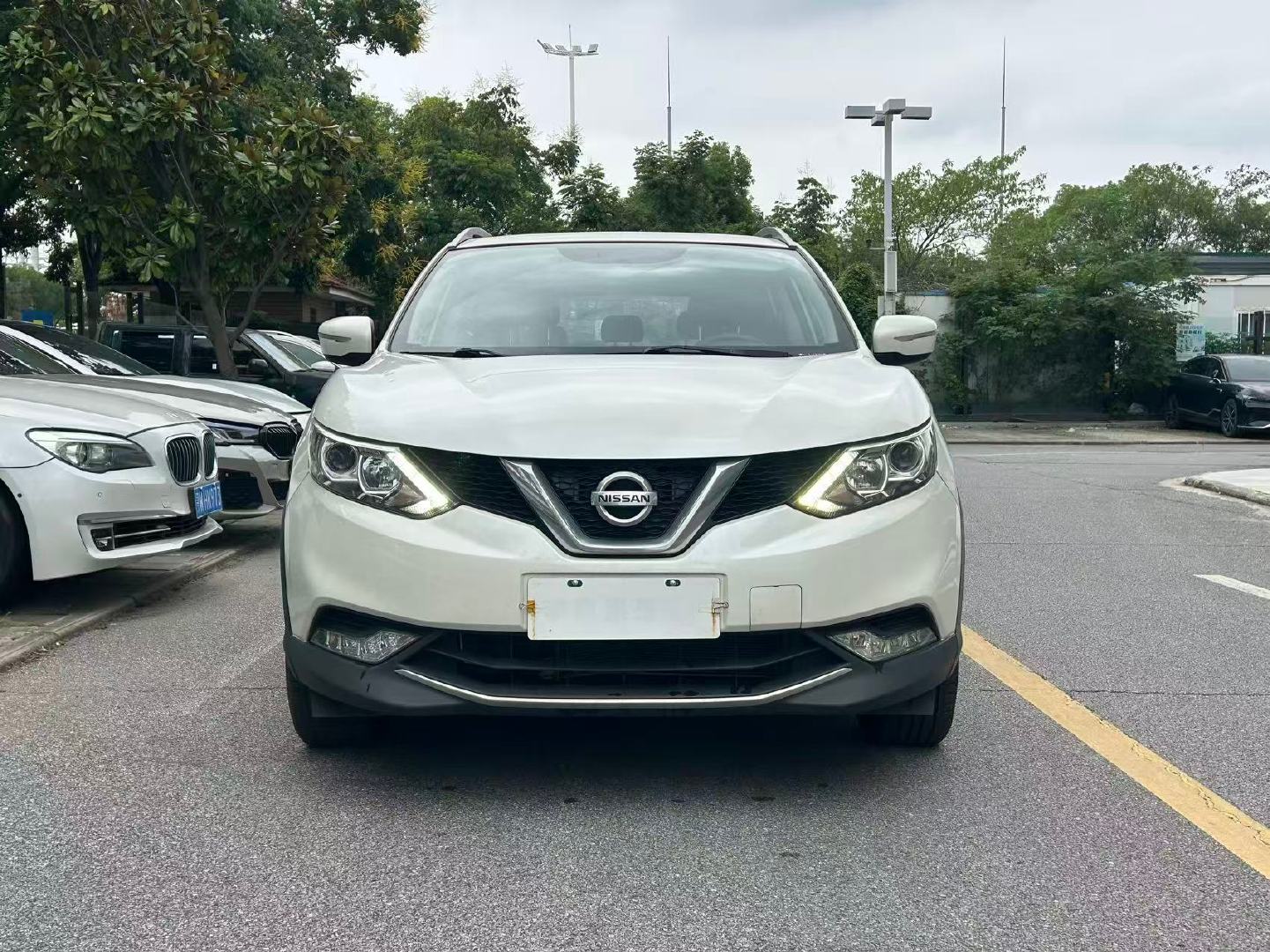 新到一台家用日系SUV！19年日产逍客精英版，个人一手车。2.0自然吸气搭配CVT自动挡，安全行驶7