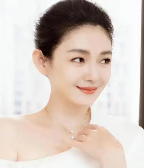 如果大S当初跟汪小菲离婚后，没有再婚，继续搞事业结局会不会不一样？我记得她