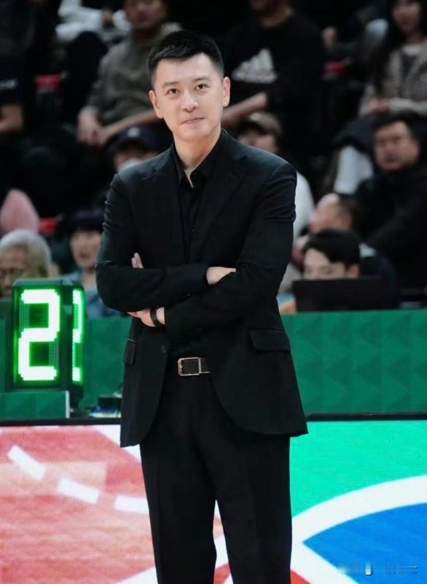 辽宁男篮25-26赛季CBA联赛正式开始[墨镜]首场客场对阵天津队的比赛大名