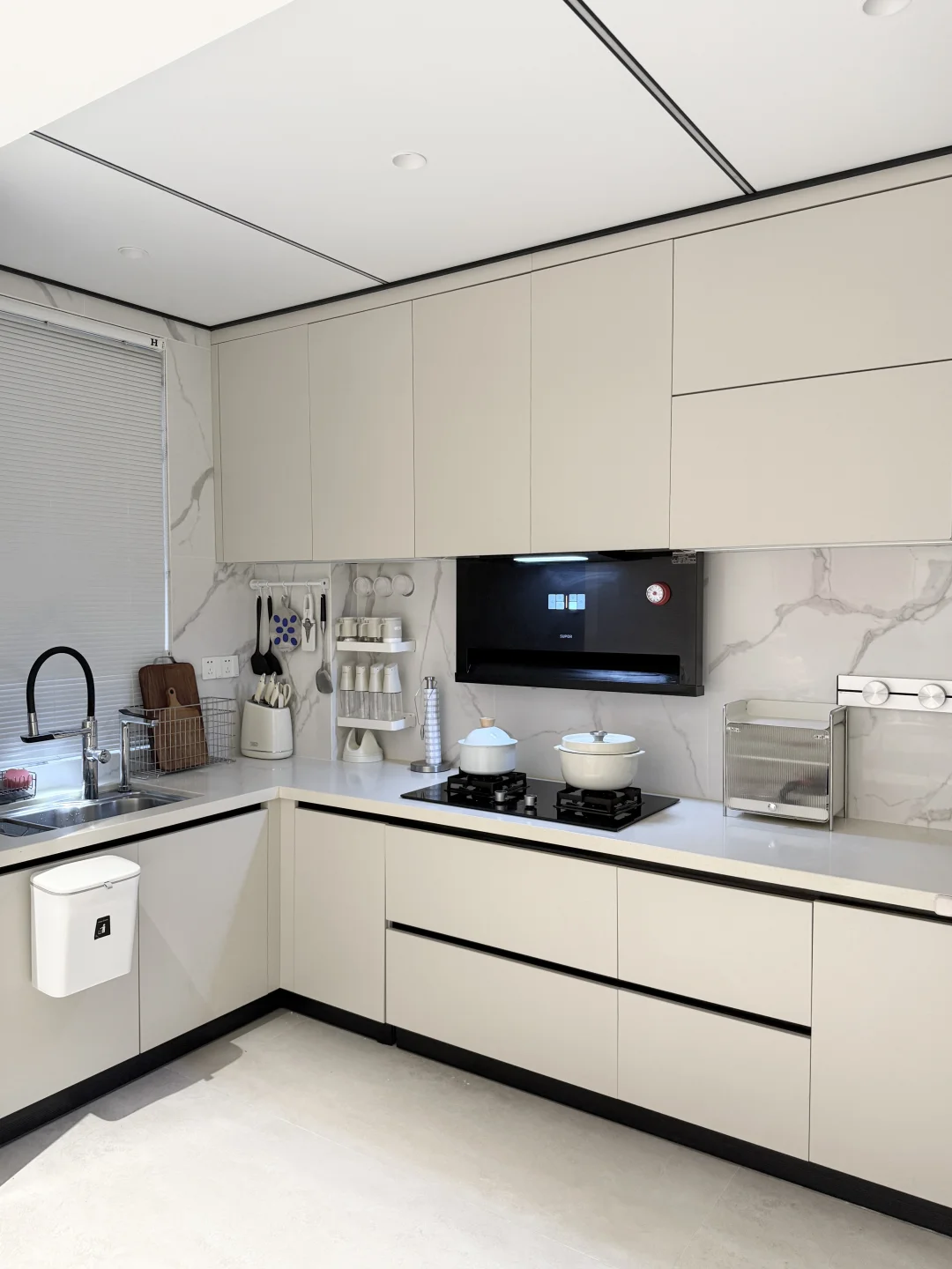 我妈说，屁大点的厨房 整的还挺好看‼️