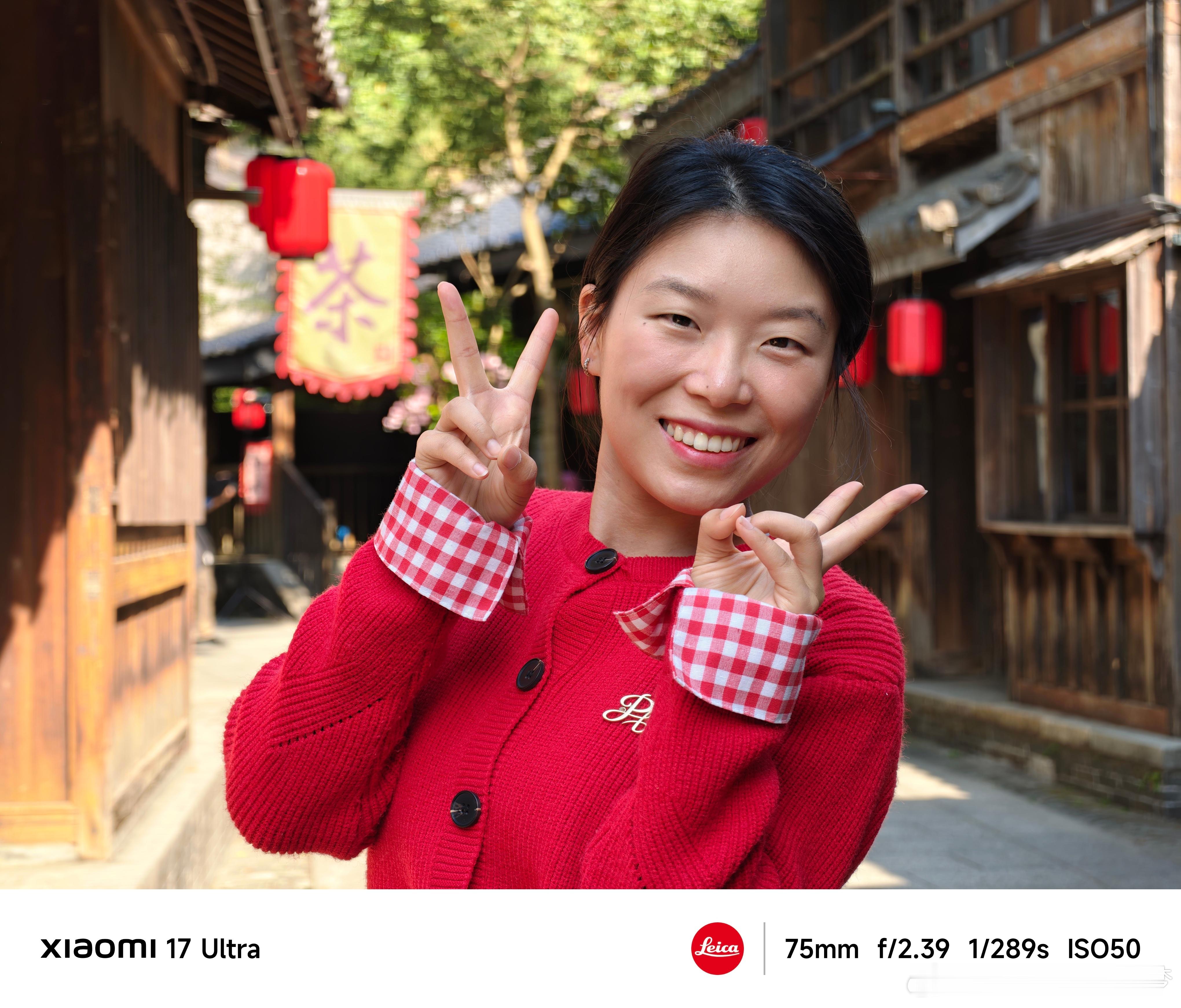 对比图03，小米用的是徕卡人像的模式，大师人像拍了一些夜景的，下午发出来～这组大