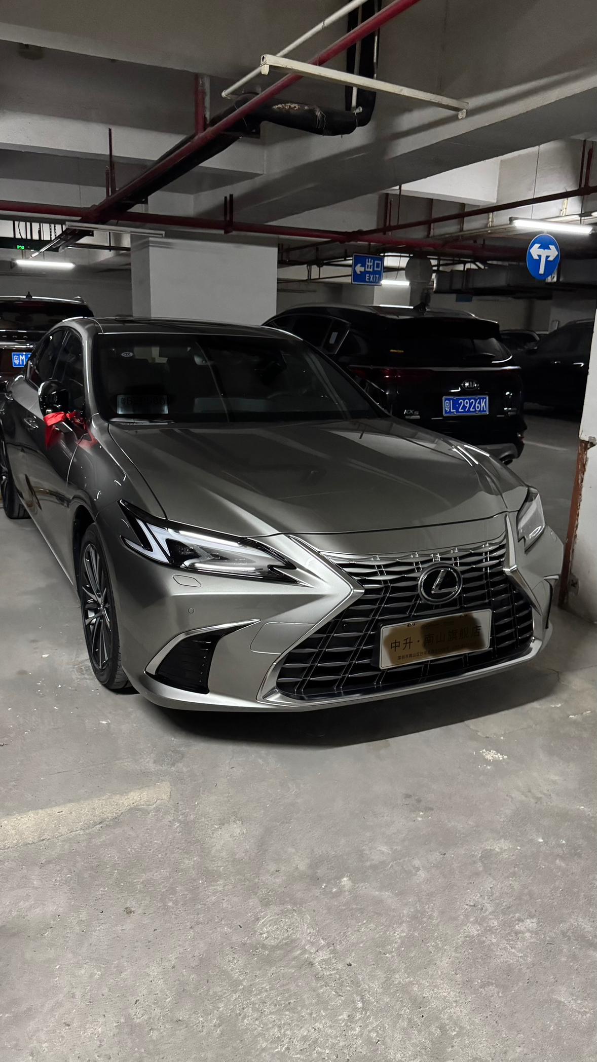 喜提雷克萨斯ES300H臻享版原来的车是日产天籁2013款11