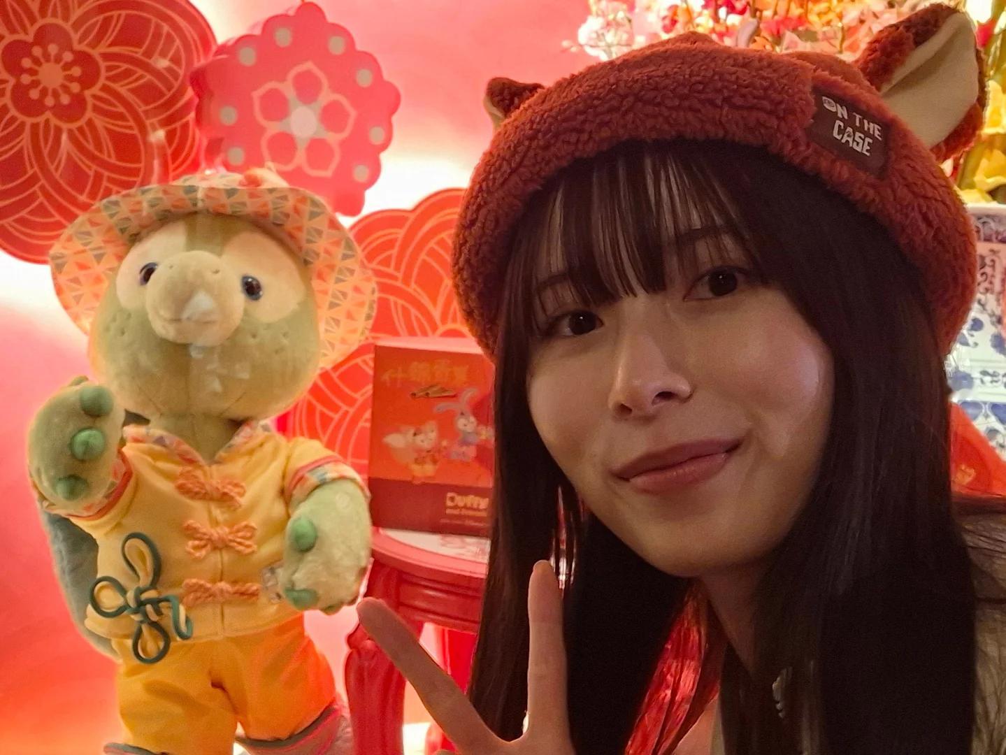 佐々木琴子「香港香港ディズニーランド」