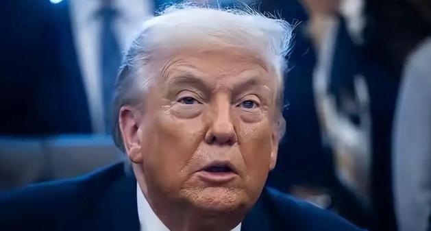 美国稀土告急！特朗普急停中东战事，只为访华求解中国供应链困局