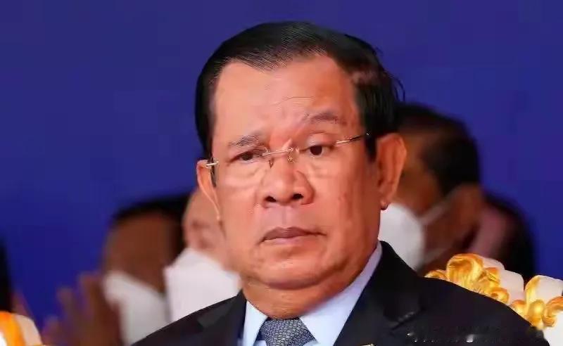 洪森对华袒露心声，他说柬埔寨虽是小国，可中国一直给足尊重和支持，这话朴实又真诚