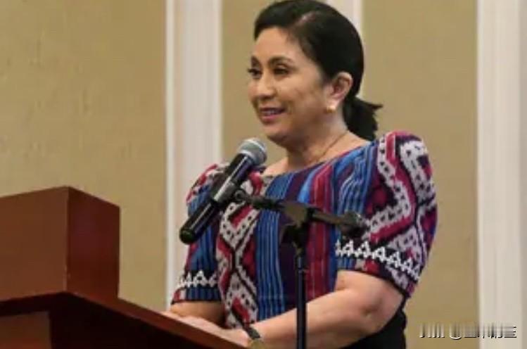 菲律宾前副总统、现纳加市市长莱妮·罗布雷多周四在由亚洲共融研究所组织的峰会上列举