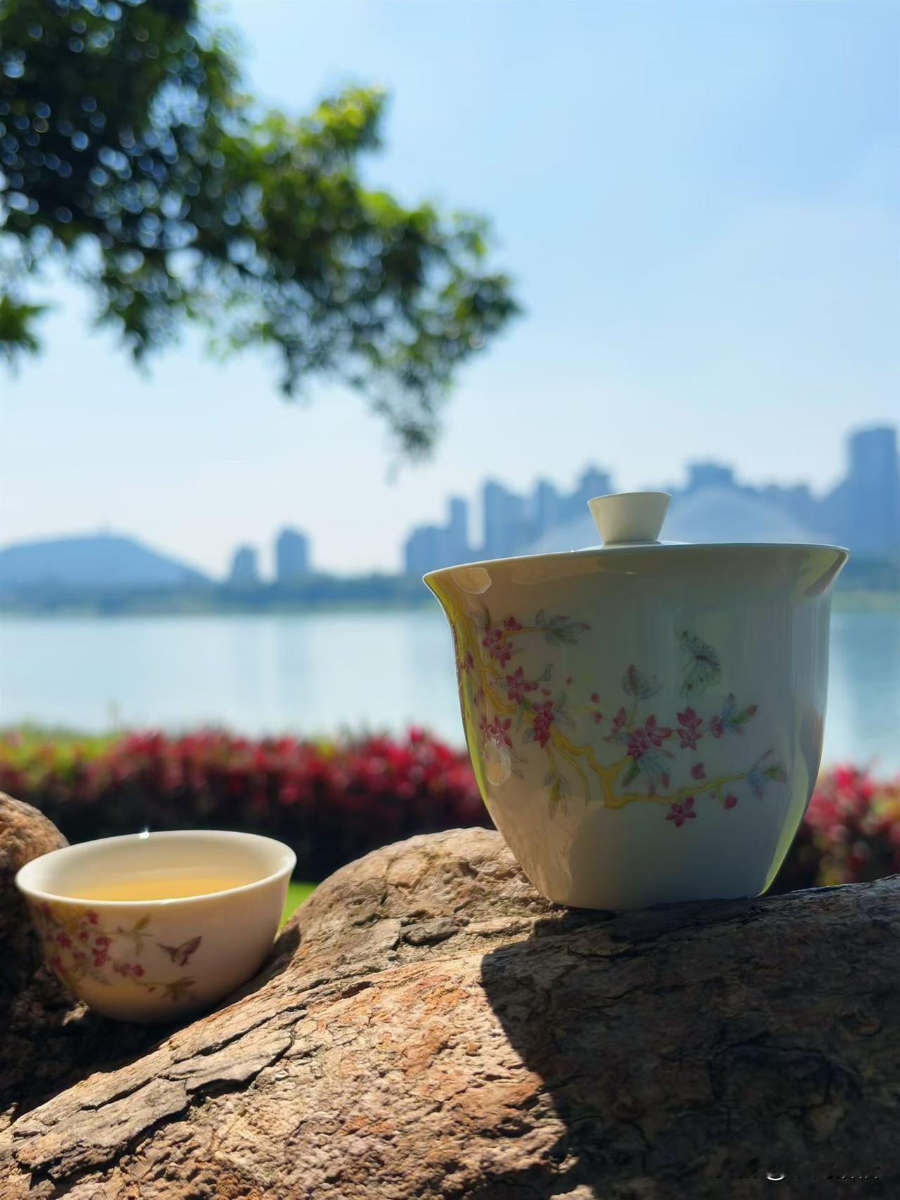 医生说：人最怕的只有两种病，一个是心梗，一个是中风。这两种病已经不是老年