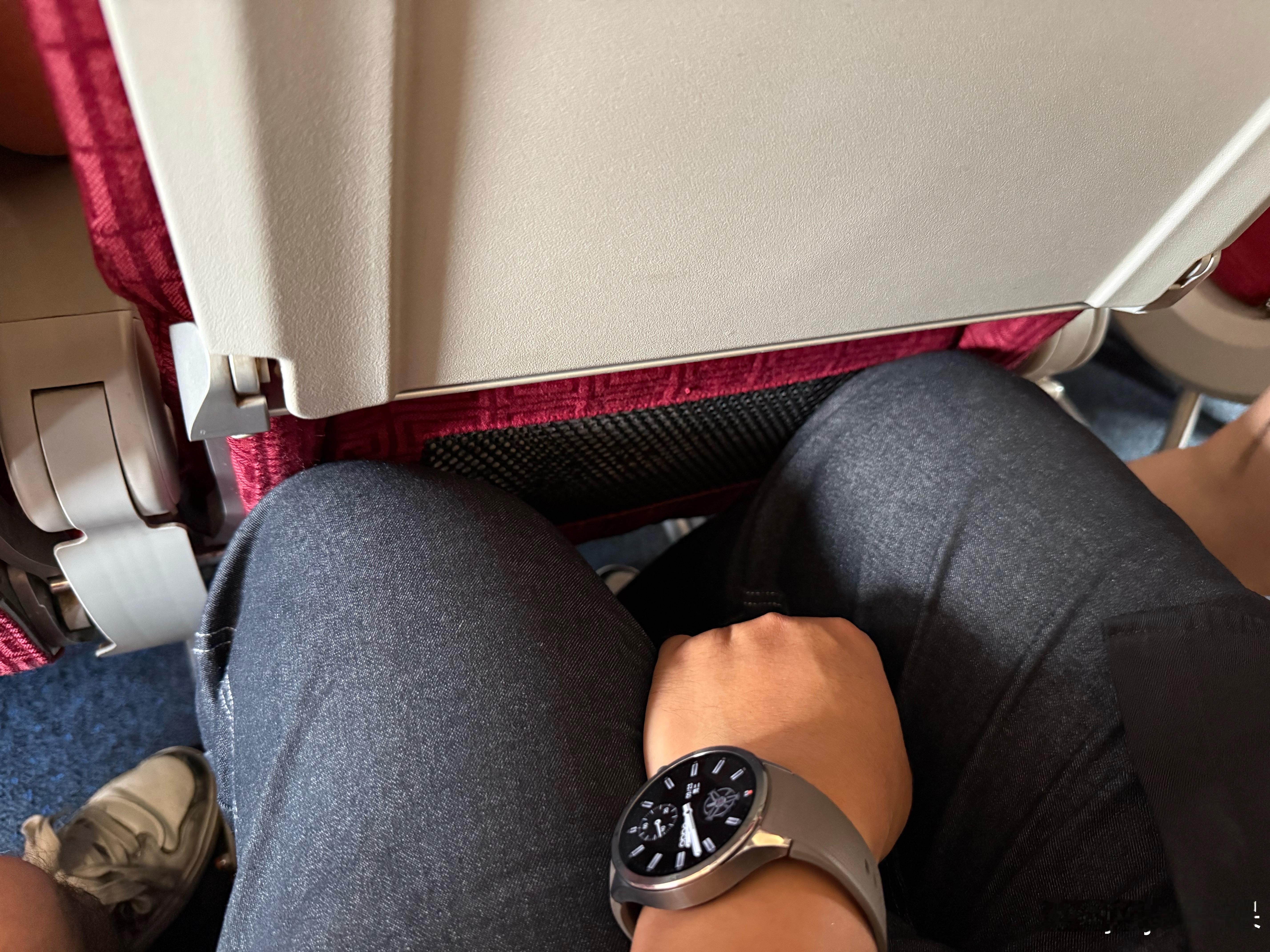 小飞机🛩️真不行吧[doge][doge]，还是升舱吧​​​