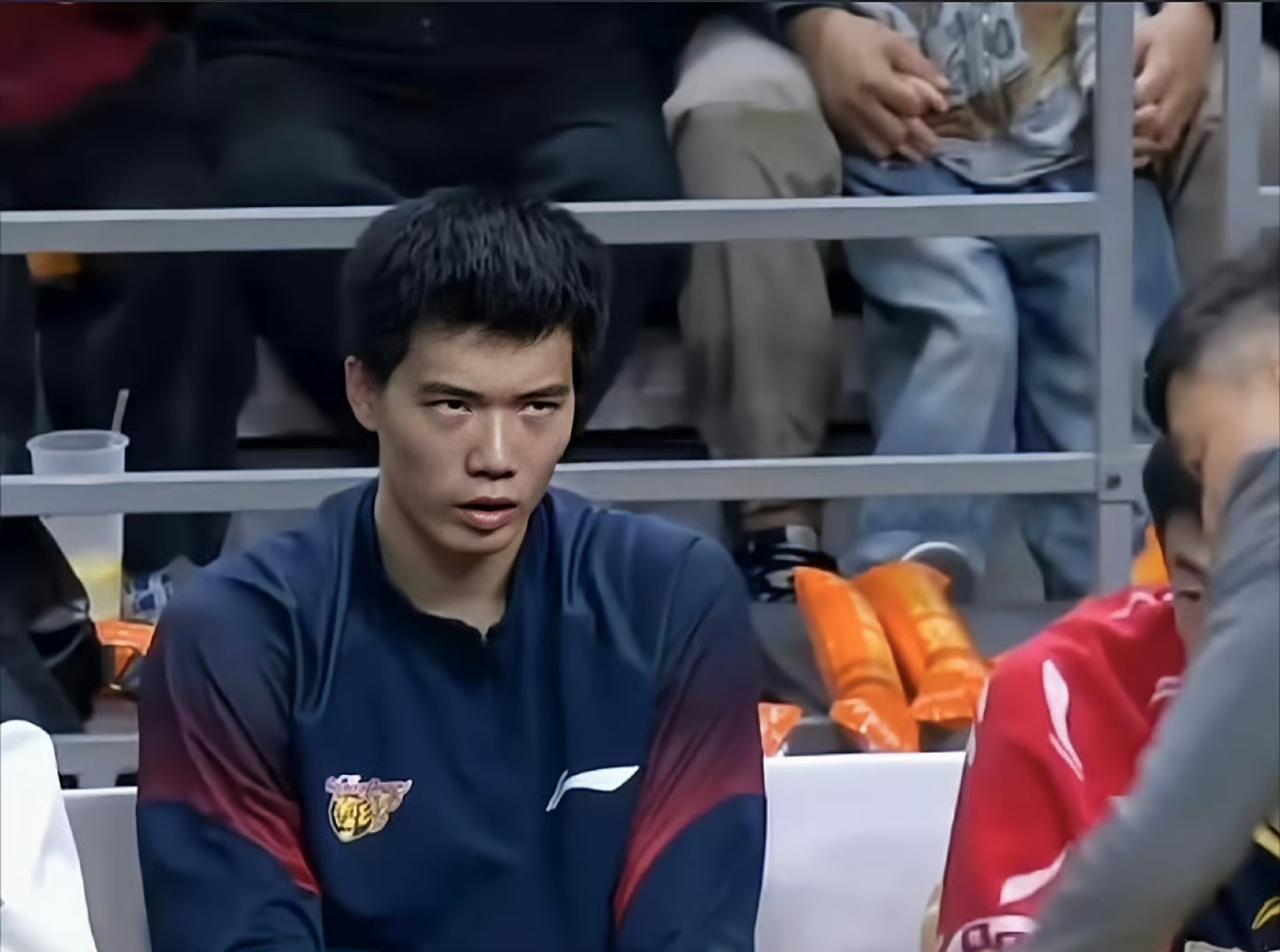 焦泊乔因个人原因申请离队调整。上一个因为个人原因申请离队调整的，好像是赵睿吧。赵