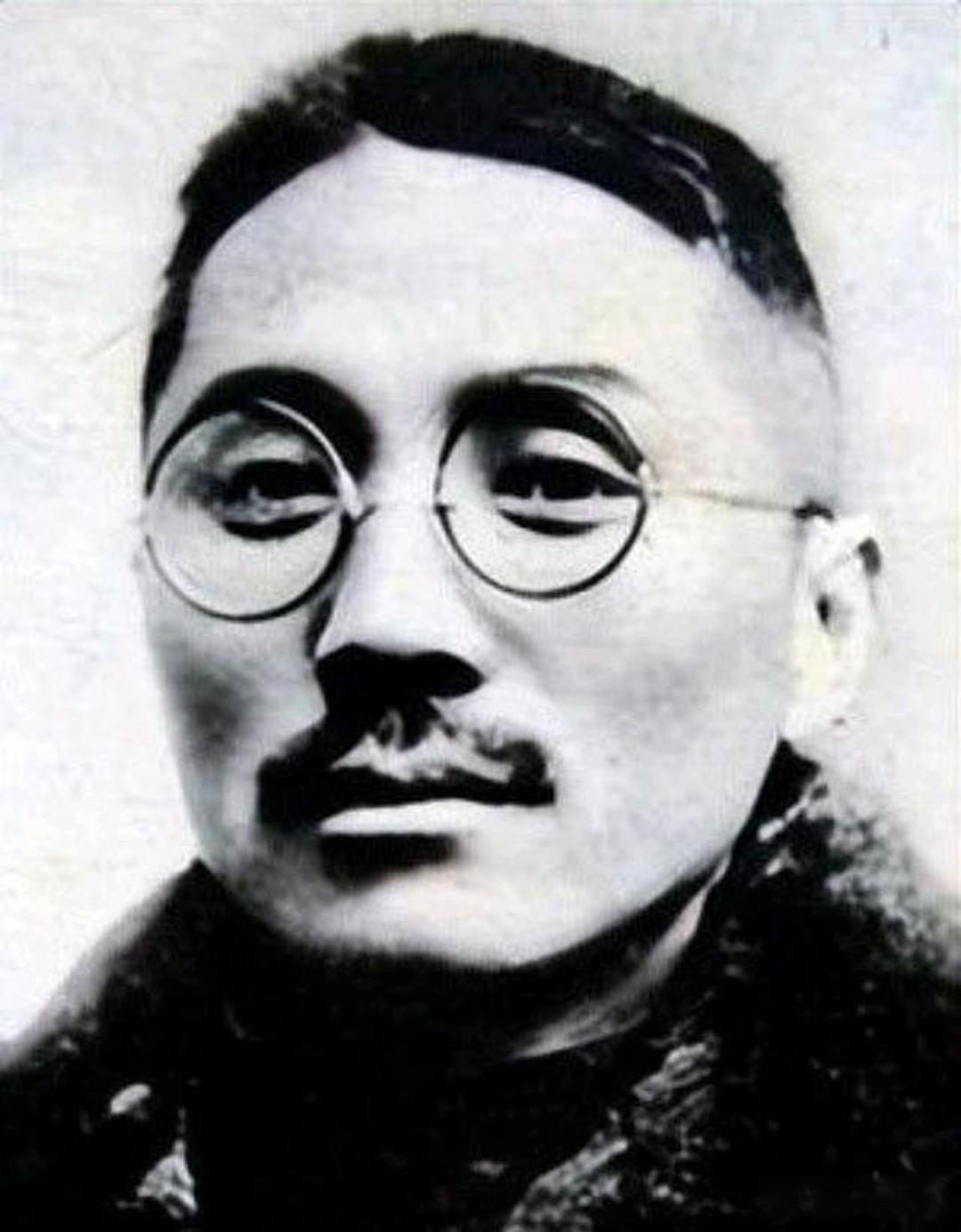 1936年，王亚樵在梧州被十几个特务围杀，面皮遭人剥去，而那个带路出卖他的女人，