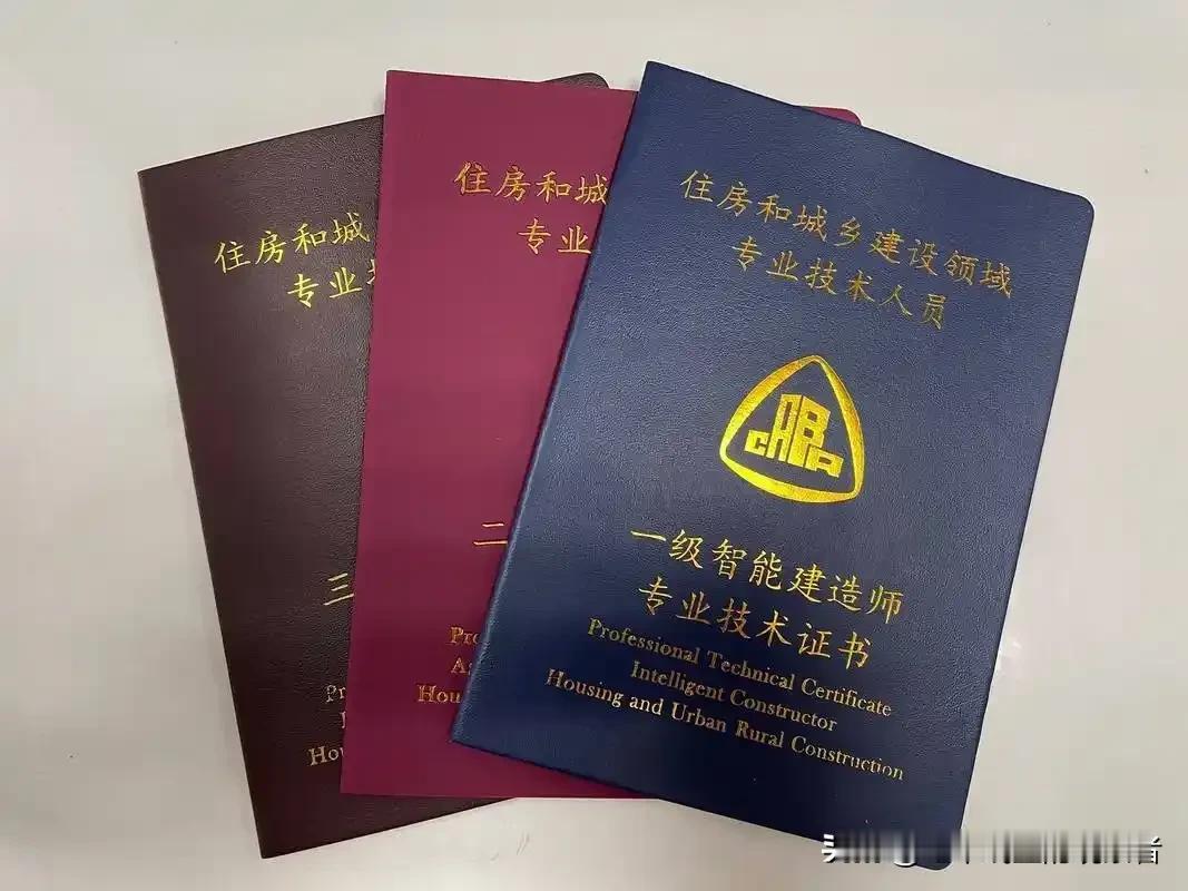 中纪委规定：公职人员这一类外快不能再赚了最近，中央纪委国家监委明确