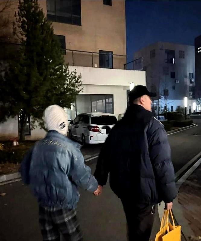 谁能想到，当年那个把李响吊着好几年、一身“公主病”的孙骁骁，最后竟然被任重这个“