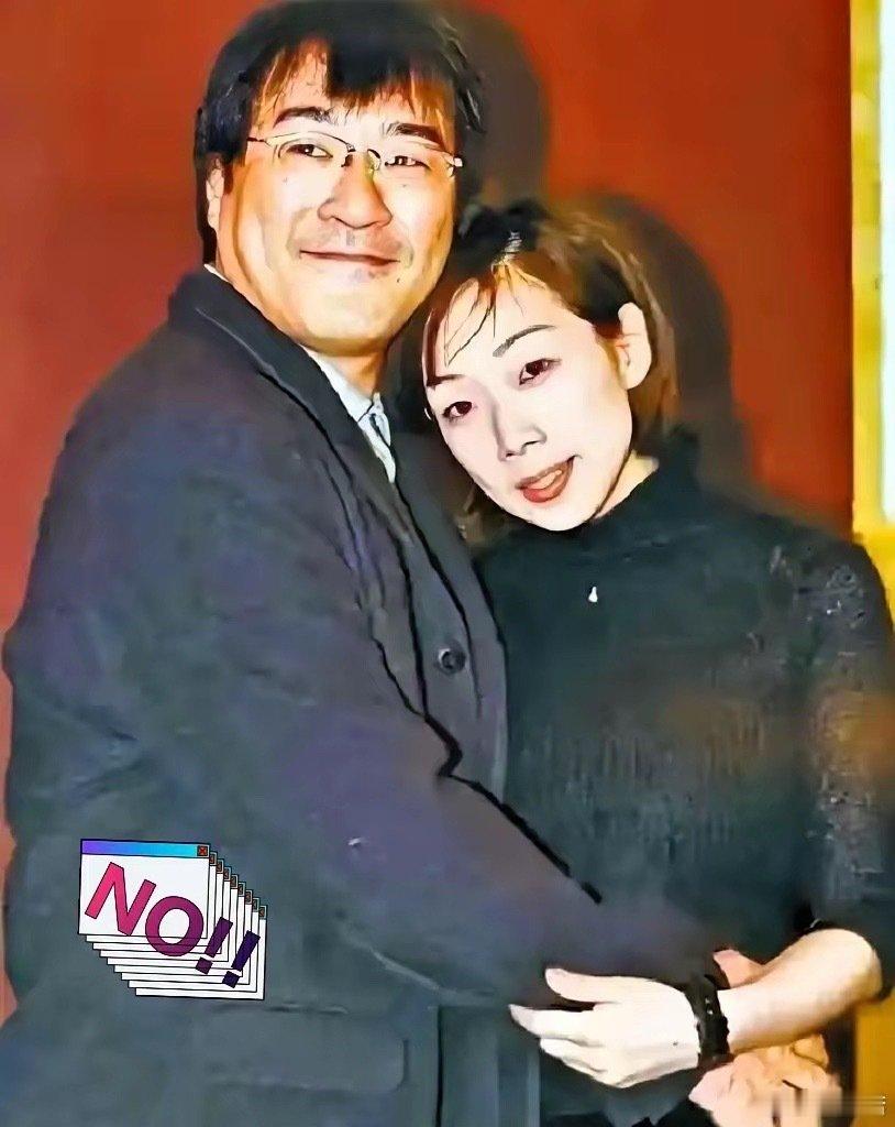 1994年，李宗盛爱上了妻子的闺蜜林忆莲，俩人为寻求刺激同居，没多久就怀孕了…​