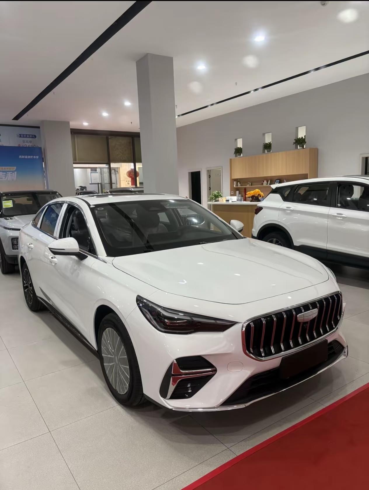 最近很多车都在换代，合资、国产、新能源、燃油车都在上新换代，确实也正好是这个月份