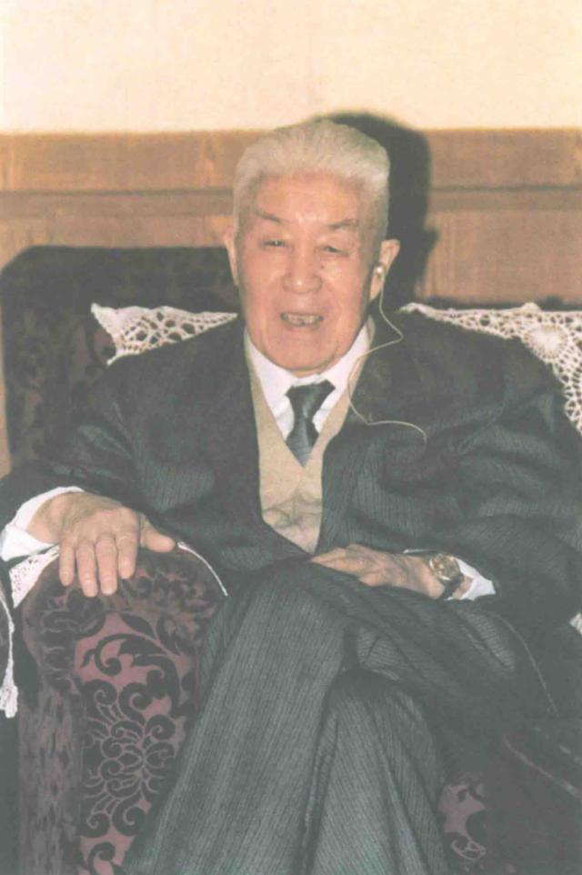 80年代，有人说林彪不会打仗，郑洞国反驳说，简直胡说八道。作为战场上的老对手，