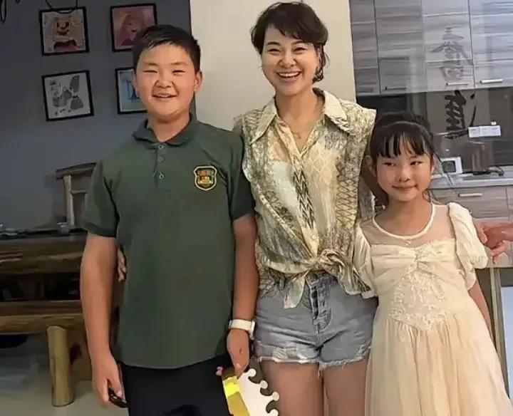 张雪最大的收获，不是张雪机车夺冠，而是星姐给他生了一对好儿女张雪在事业上的成绩