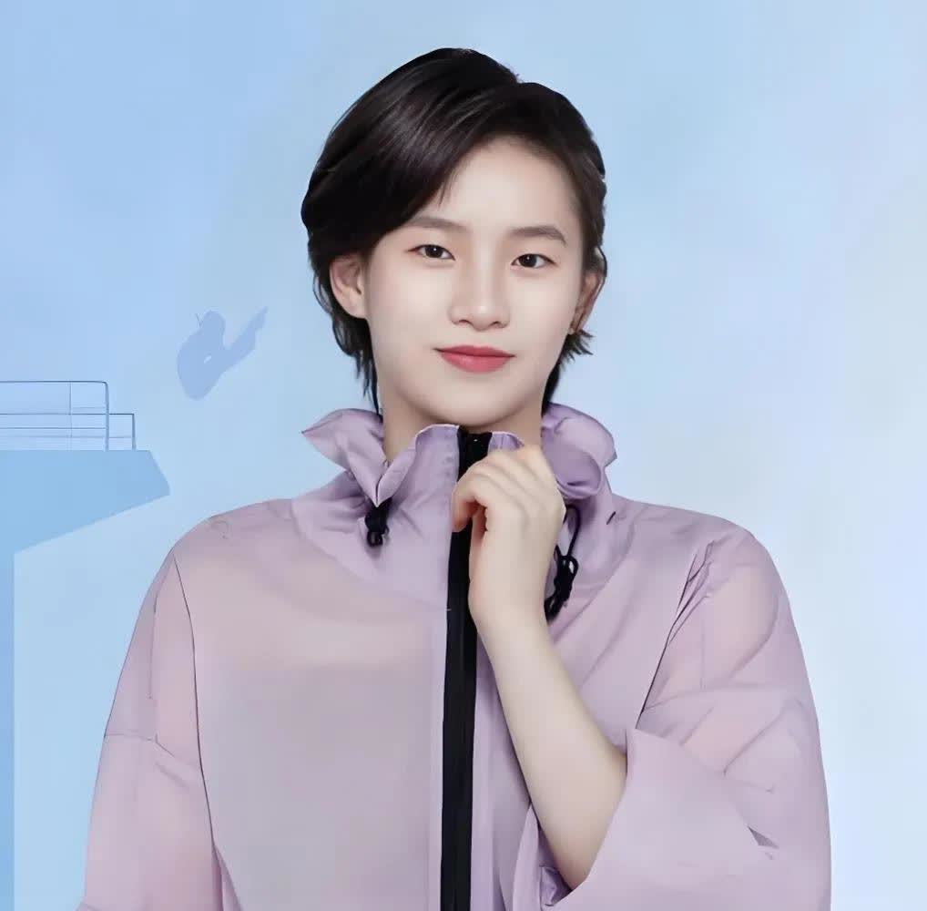 这个冠军来的不易，要不是全红婵变成“小胖猪了”这个冠军也很难到手。都说全红婵是因