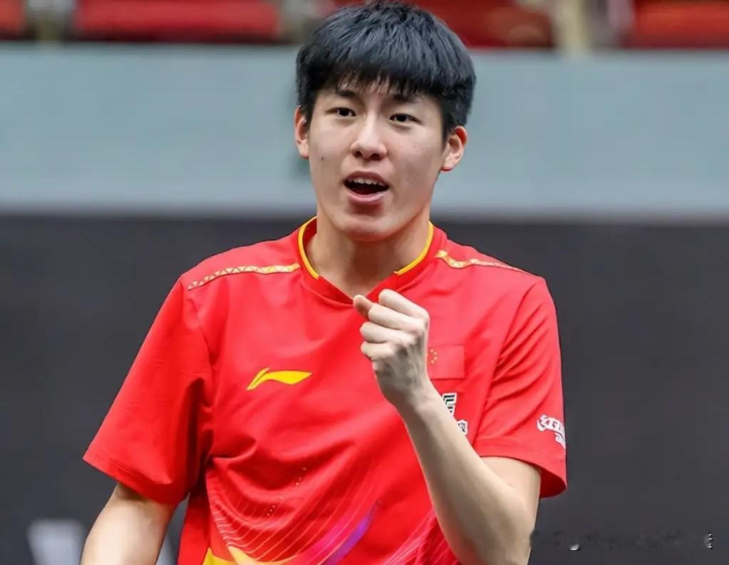 男单冠军—温瑞博（中国🇨🇳)女单冠军—石洵瑶（中国🇨🇳)女双冠军—覃