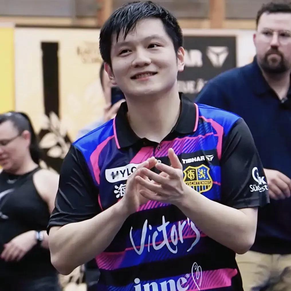 德国人惊呆了，樊振东一份合同值天价，德甲60年从来都没出现过樊振东这份德甲新约