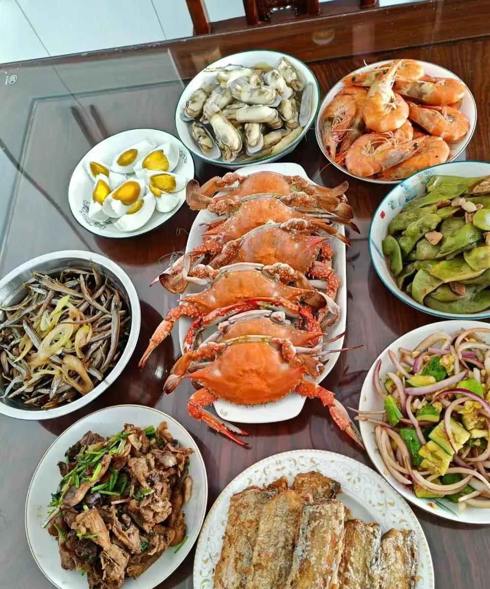 婆婆说她娘家那边有个远房侄孙要来青岛打工，不知道怎么打听到婆婆和我们在青岛，打电
