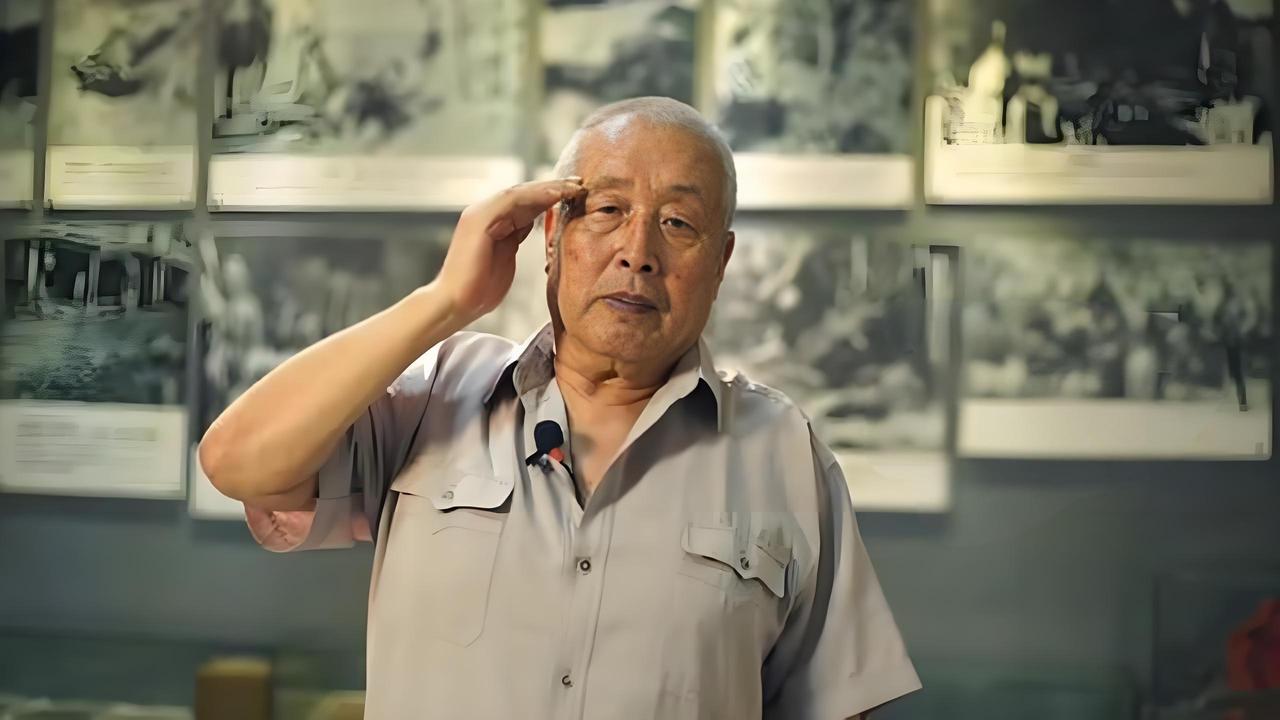 1996年，山西一退伍老兵在逛地摊的时候，发现84张泛黄的纸片，他激动的询问价格