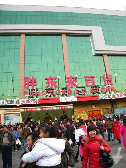 于东来正式退休！胖东来告别个人时代，这才是民企最该学的体面2月11日，全网