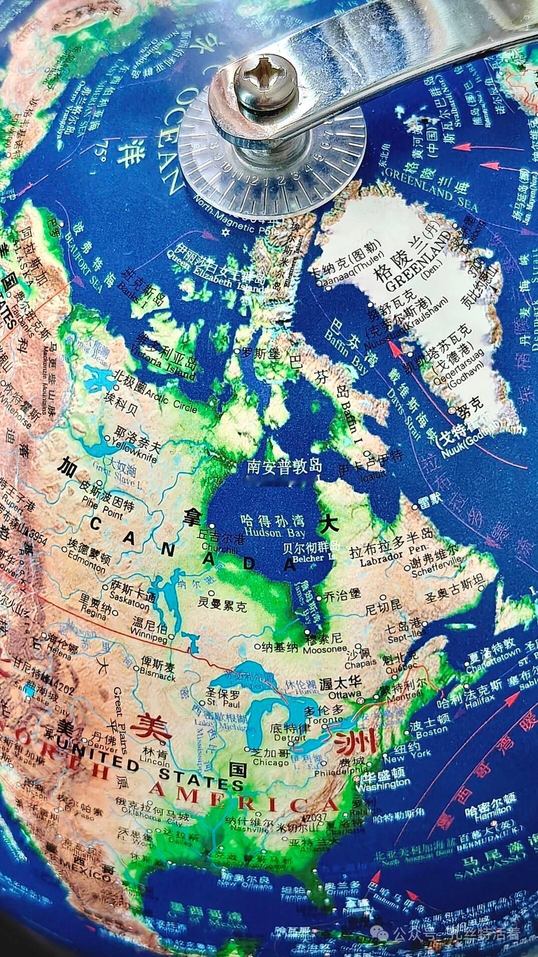 玩过红警游戏的都知道，开战前先让矿车抢矿占据有利地形设防，美国对委内瑞拉和格陵兰