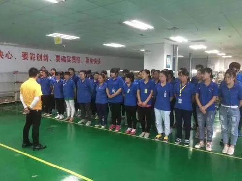 越南有没有可能先于中国一步成为发达国家？这是不少越南网友最近讨论的话题。这种迷之