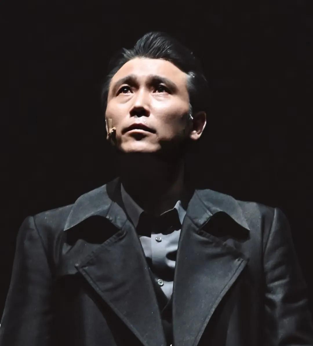 这是李乃文第一次在公开场合说到媛媛的事，恐怕也是最后一次。只有一句话，却让人泪