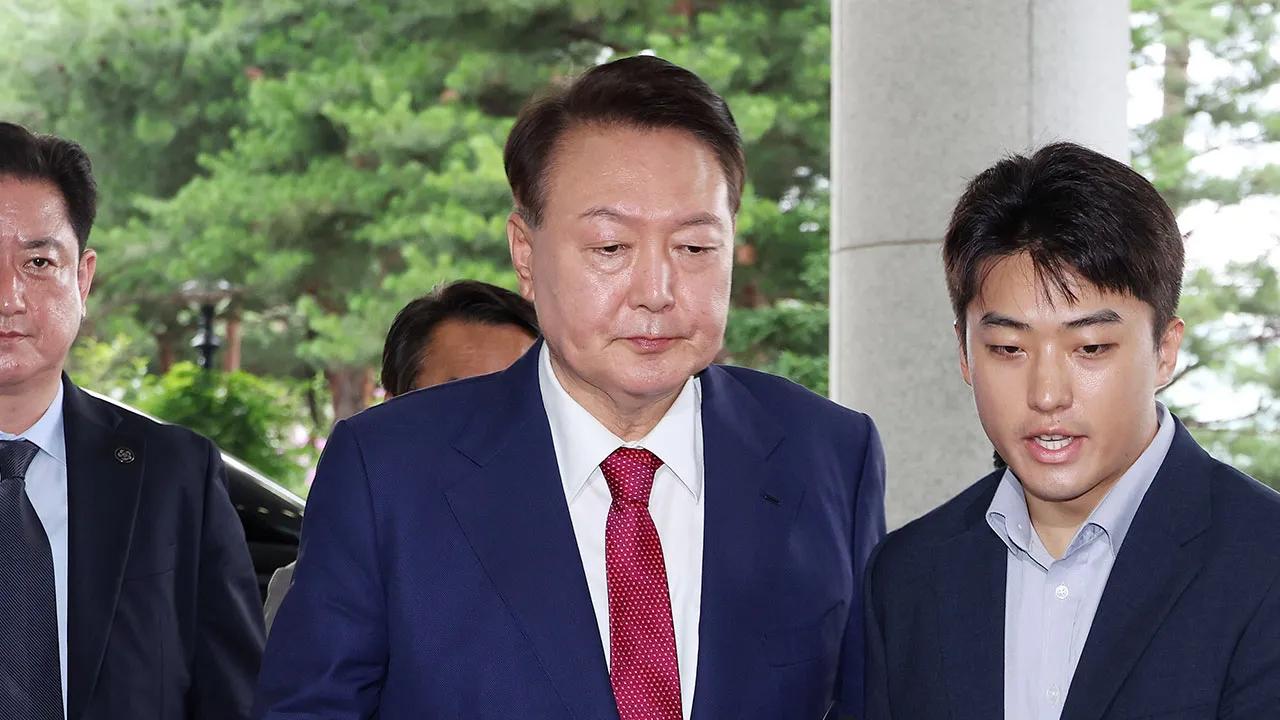 特检调查尹锡悦的起点为什么不是戒严而是拒捕？有人分析：内乱案的证据当下有可能
