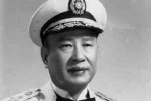 1927年2月17日，白崇禧指挥的北伐军，击败孙传芳大军，进入杭州。连续行军作战