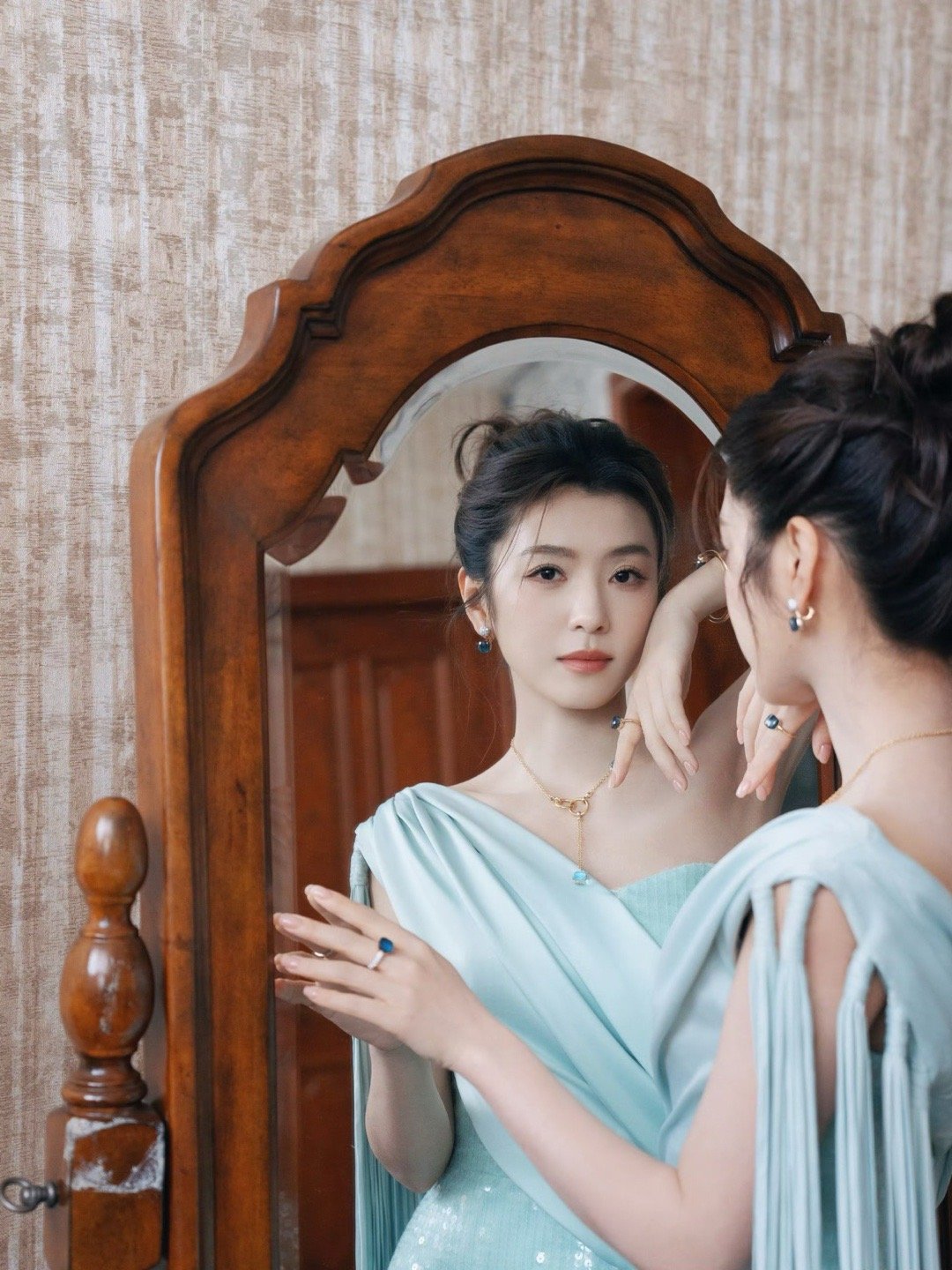 春运回家被李云霄还乡戳到了只要还乡还乡！这词写得太好了，以前小的时候总觉得出来看