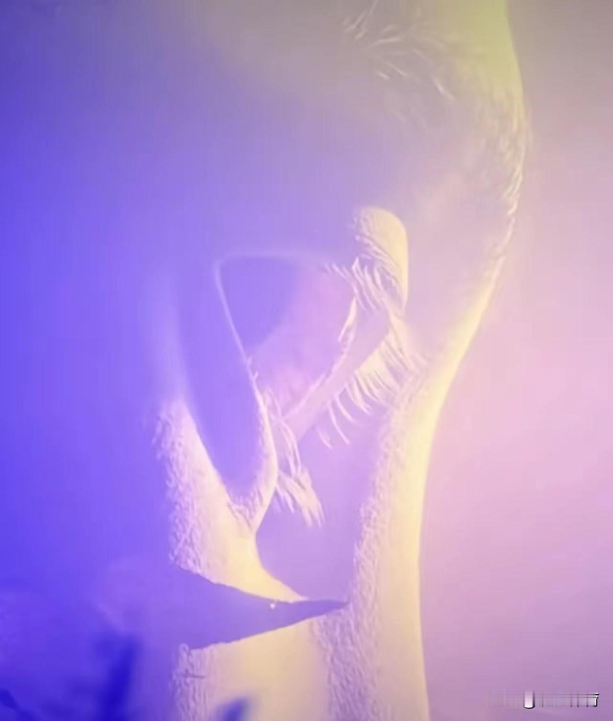 卡梅隆在《阿凡达3》里，决定亲手拆掉自己最伟大的特效。他把前两部里具象的“神”