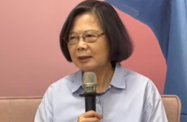 蔡英文亲出手！刘棹豪退选台东任陈莹竞选总干事 蔡英文今天上午前往台东拜访陈