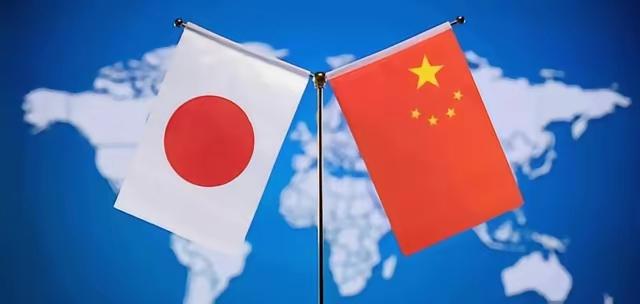5月8日，德媒表示：“中国斥责日本扩充军备的努力是‘军国主义死灰复燃’，但事实上
