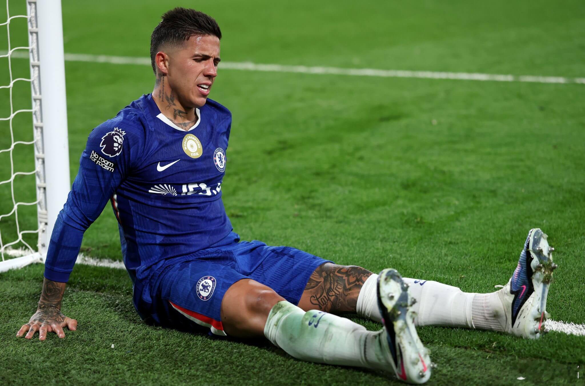 切尔西0比1曼联内部停赛两场后，恩佐回来了。他这场球踢得很积极，也给队友创造了