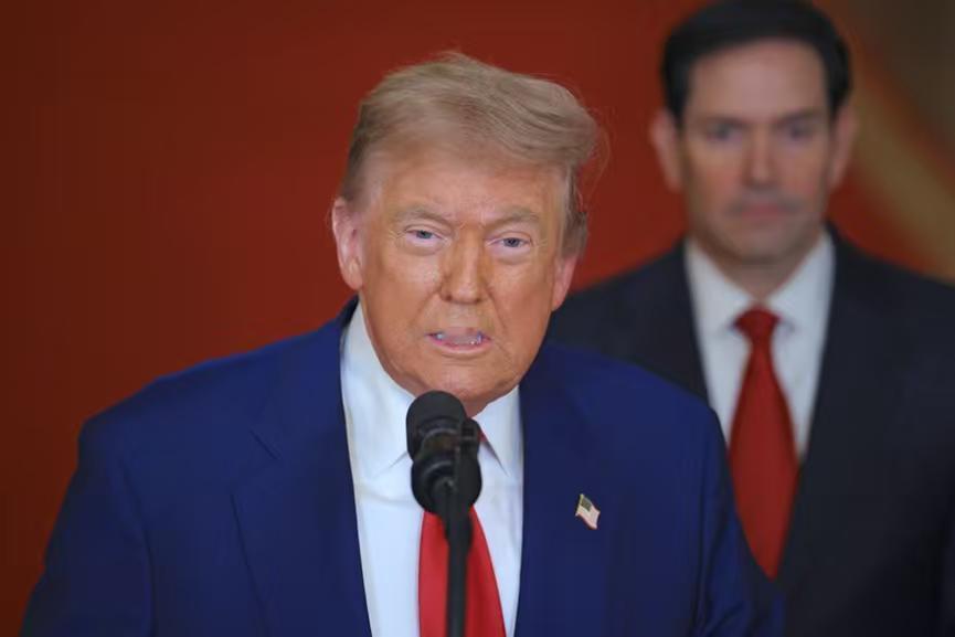 德国、荷兰太尴尬了，眼瞅着美国要加税，于是连夜收拾行李就从格陵兰岛离开了，结果特