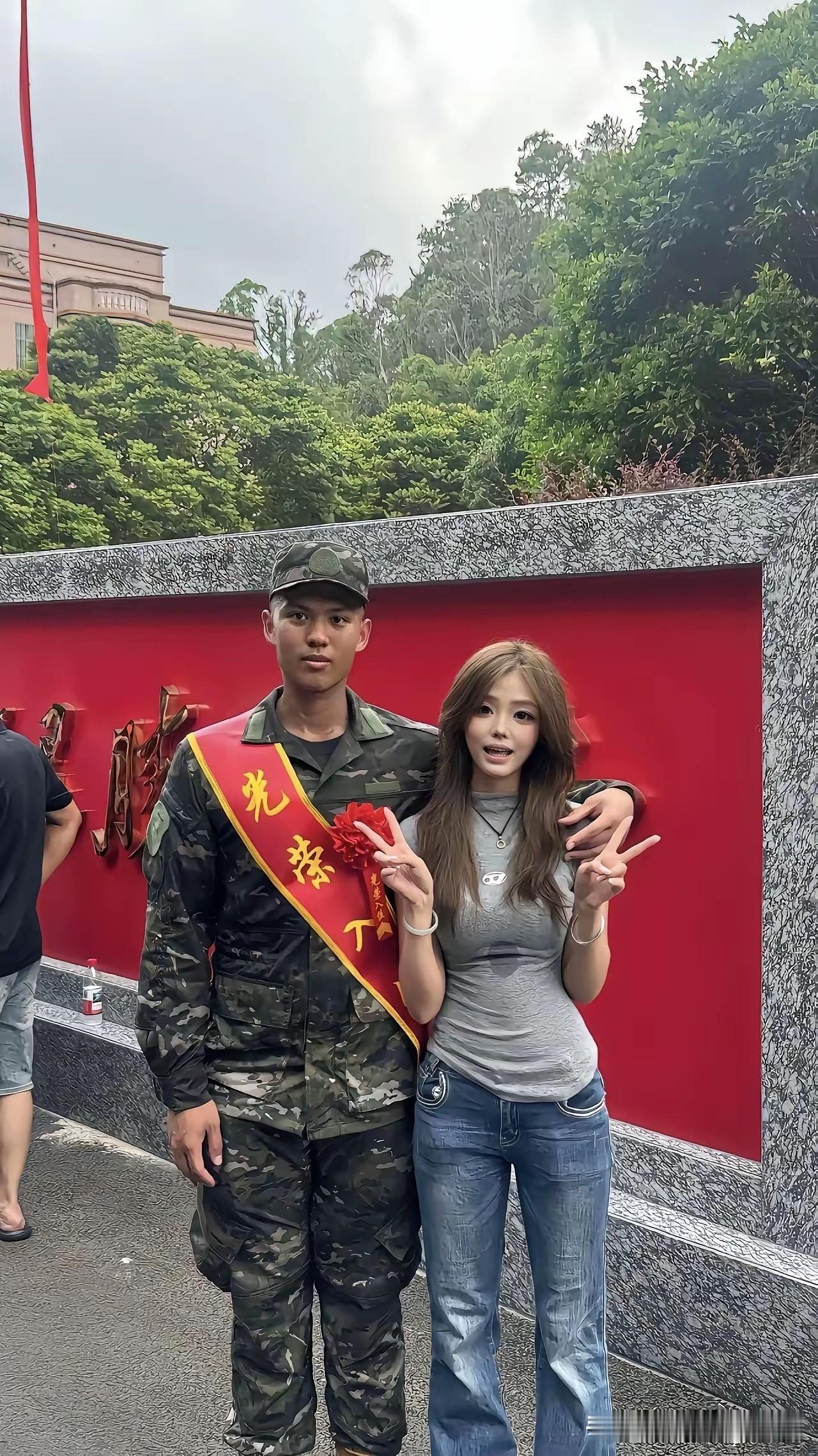 当兵三年以后，这又是一对人人羡慕的爱情故事！