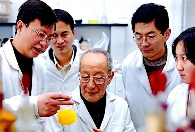 澳洲没想到自己花重金挖走中国稀土团队，以为能终结这个稀土霸权，结果却发现中国早就