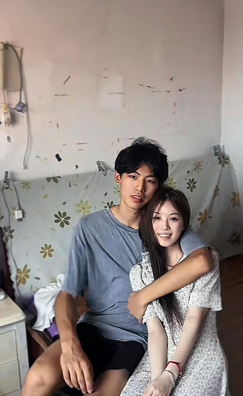 拍出了怀孕没钱生也没钱打胎的感觉。