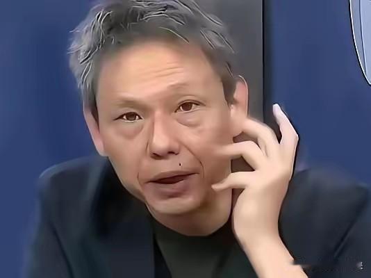 谢寒冰感叹：大陆朋友都在笑台湾民主。岛内媒体人谢寒冰在节目中表示很多大陆朋友