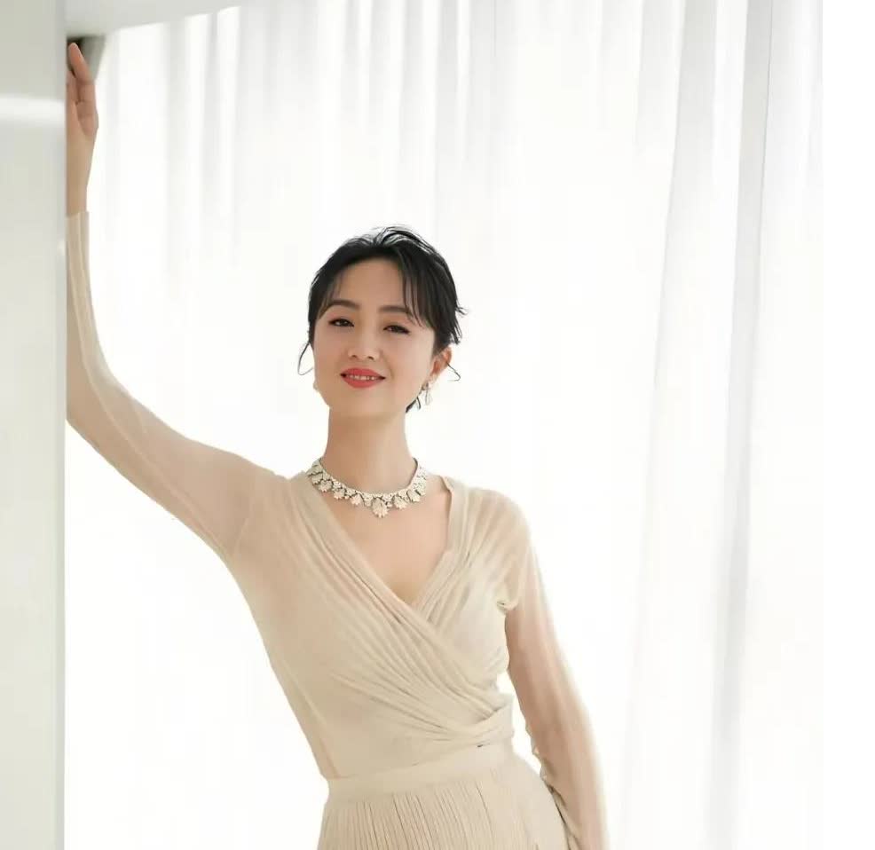 朱媛媛致女儿的信亲爱的芯仪：妈妈怀你时，推掉好多戏，就想多感受你在肚子