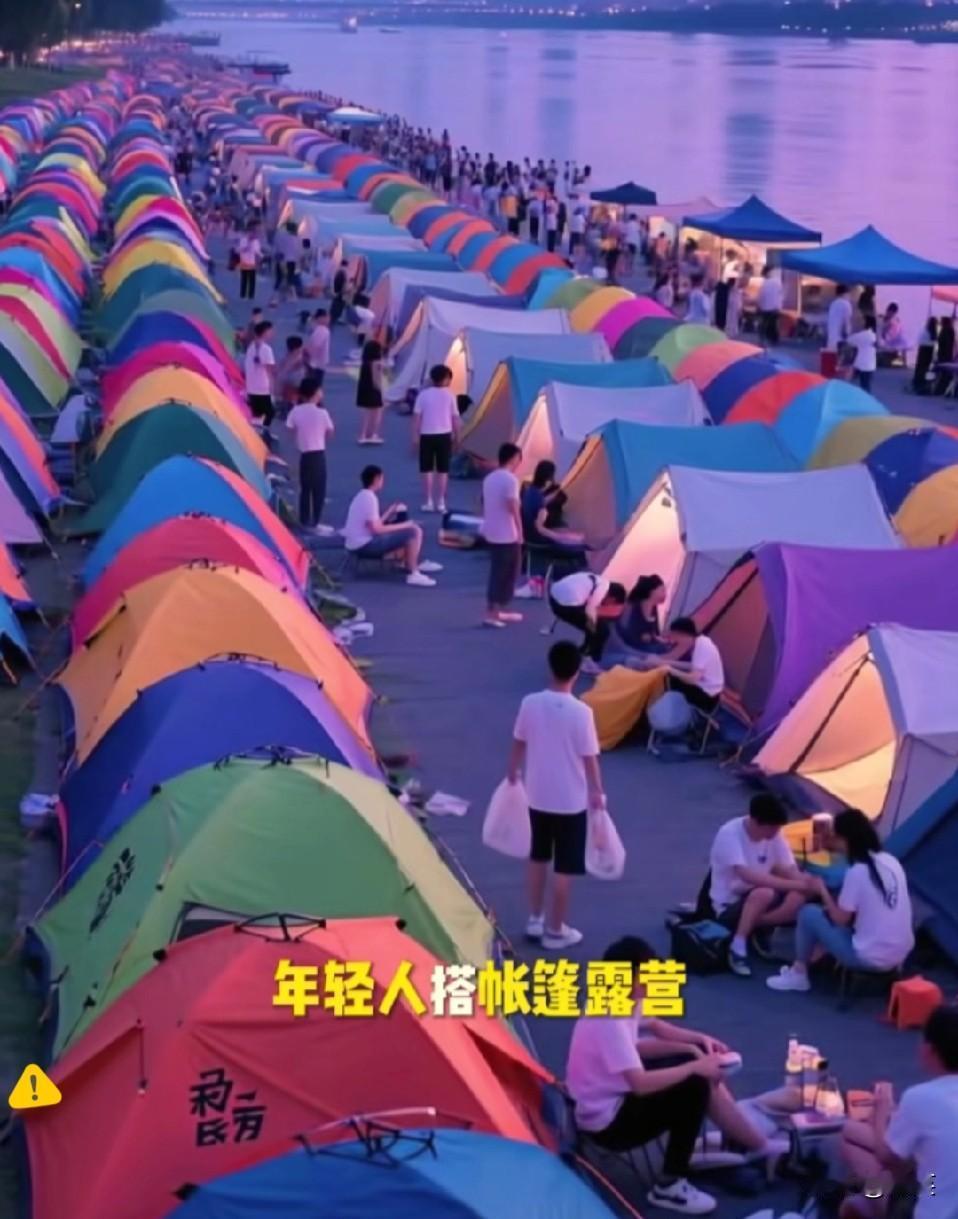 这下好了不光本地人知道了，全国人也都知道了！涨价的酒店傻眼了，刚涨完价，结果