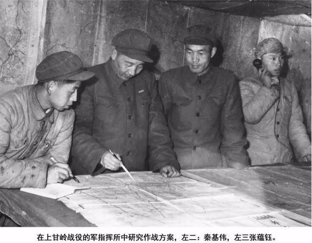 秦基伟上将晚年回顾上甘岭战役，十分自责地说，自己的脑子有点发热，尤其是当阵地被敌
