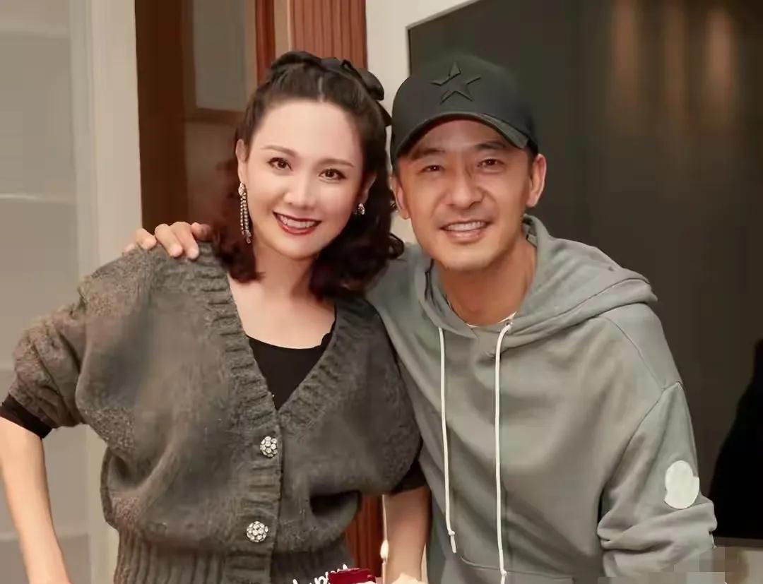 终于知道郭晓冬离不开程丽莎的原因不是程莉莎有多漂亮也不是她有多会撒娇，而是她