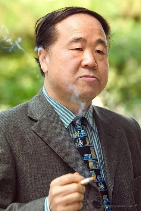 莫言最大的贡献是实事求是的还原了历史，反映了当时的社会现实莫言最珍贵的价值