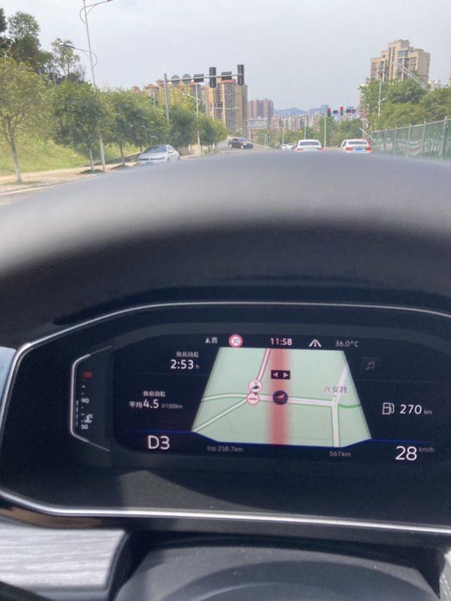 第一次带速腾上高速最低油耗4.3全程220多公里，高速190多公里，去程最低4