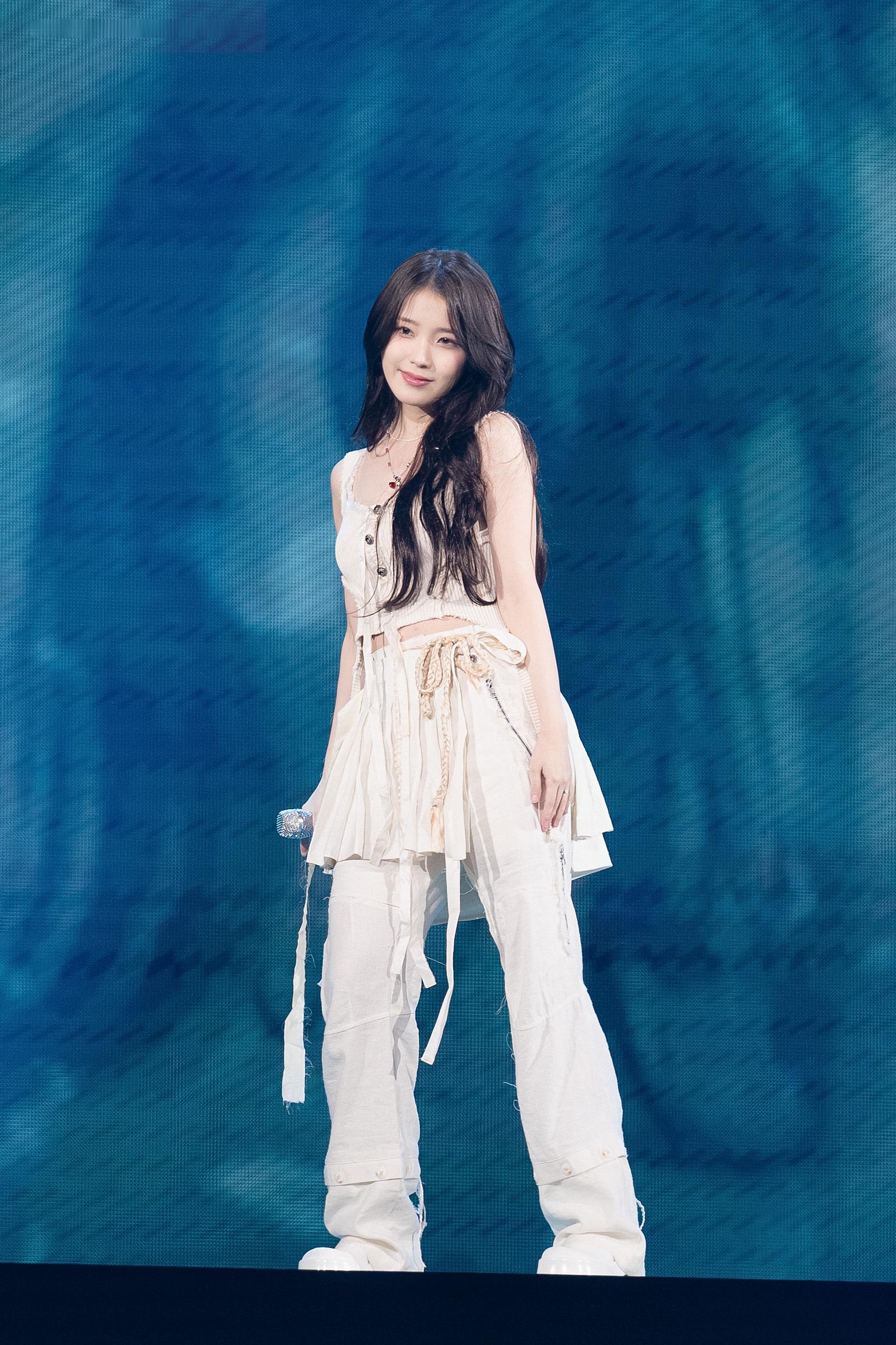 IU💗IU李知恩0516生日快乐2024年时光机🐥240407